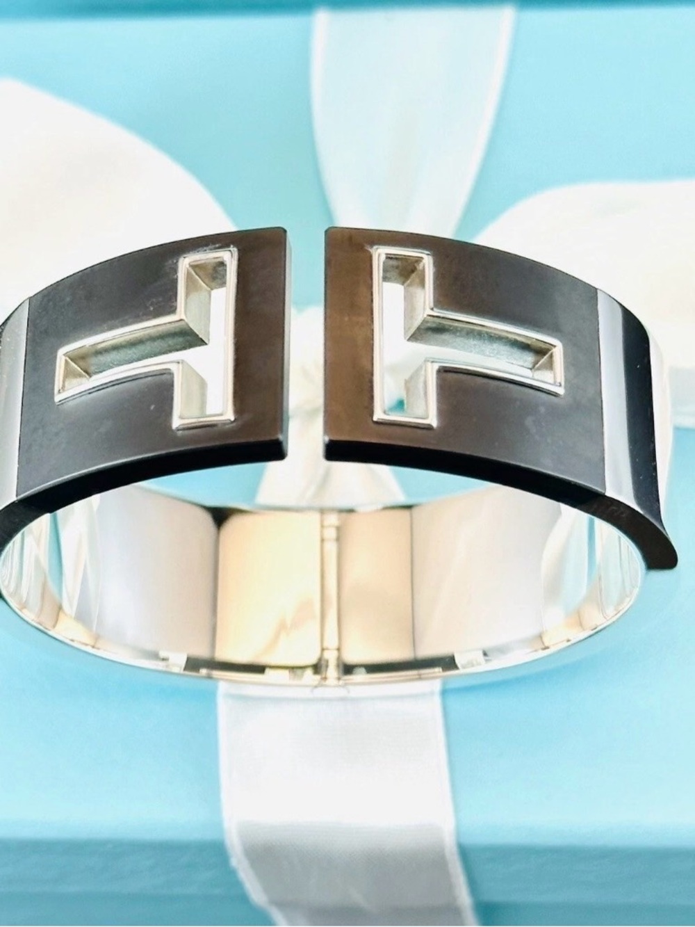 Tiffany & Co T Cutout Wide Cuff Bracelet Sterling Silver Black Ceramic MED. NEW